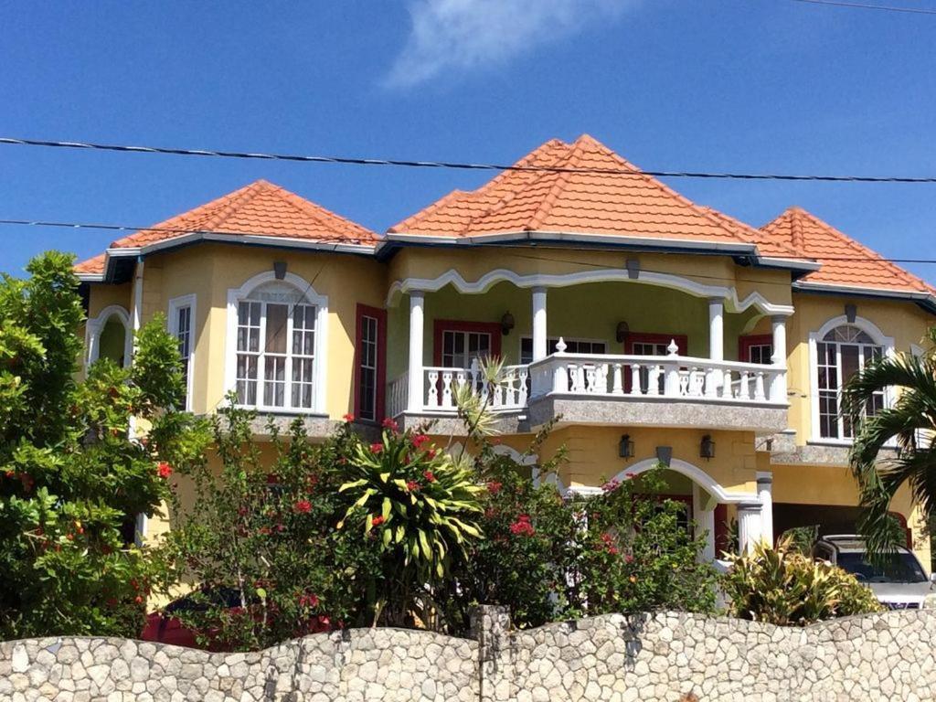Hotel Jamaica Dream Gateway Richmond Exterior foto